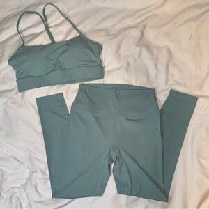 Lululemon Women’s Light Blue Sports Bra and Leggings Set Size 10